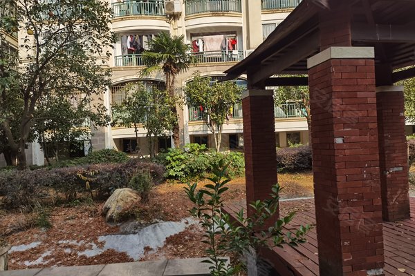 东湖花园钱湖北路69弄