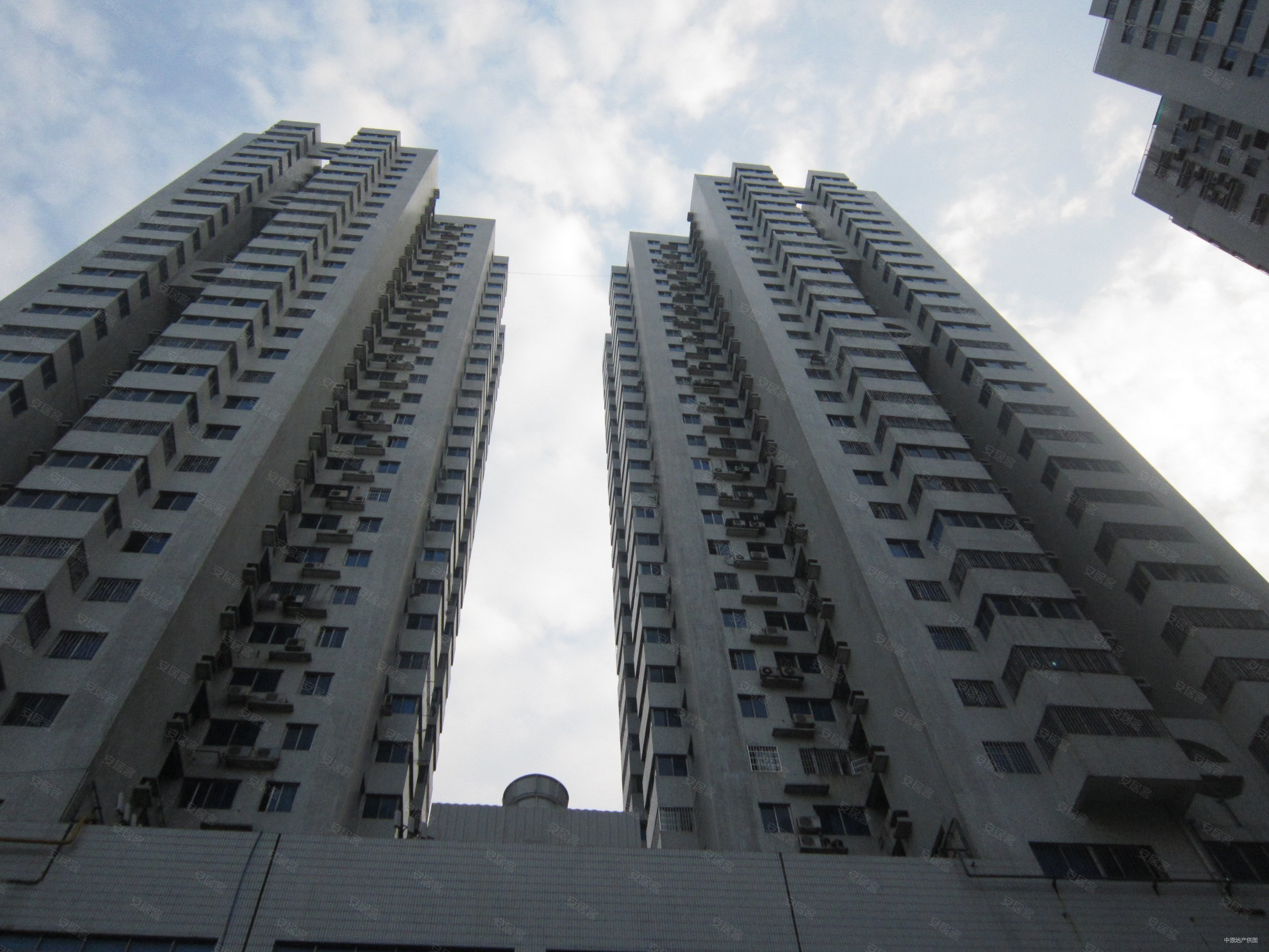 瑞达大厦地铁口电梯高层视野好看房方便