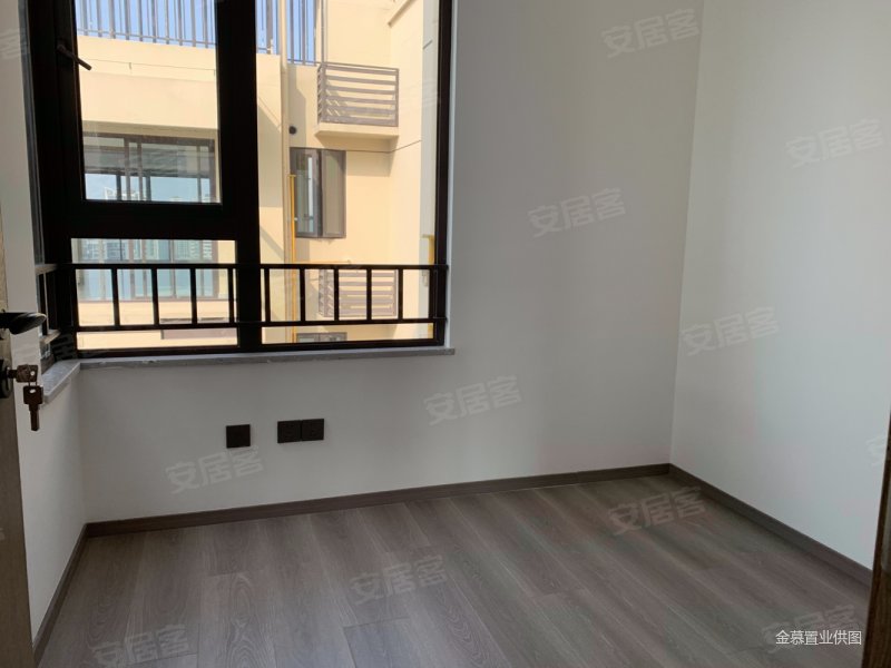 南宁房产网>南宁二手房>江南二手房>壮锦大道二手房>银光御品>800_600