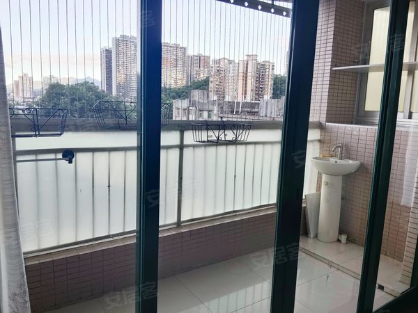 深圳罗湖黄贝岭环岛丽园环岛丽园 3室2厅2卫 配套齐全 108平 电梯房