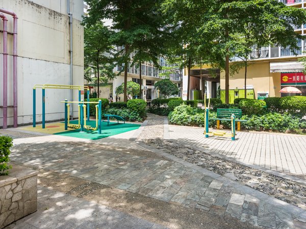 深圳龙华龙华青年城邦园(龙华地铁口)青年城邦园 阳光充足 拎包入住 1