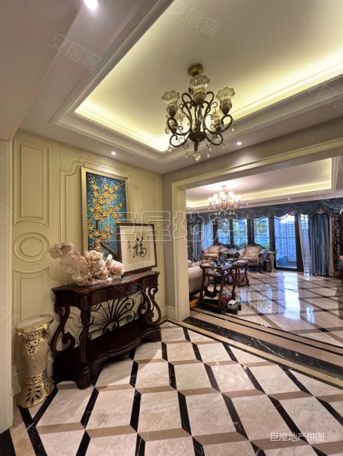 金融城统一精装修西派国际8栋好户型南北通透看房方便