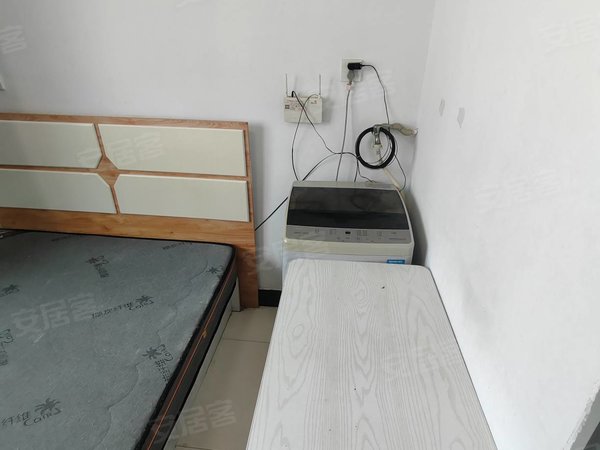 金华婺城婺城江南对家畈本人房東，对家畈实惠带洗衣机单间，过渡下，近世贸万达轻轨出租房源真实图片