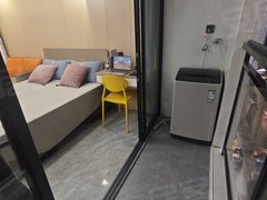 深圳宝安固戍1号线固戍地铁 钜惠阳台单间民水民电可免费搬家有搬家期出租房源真实图片