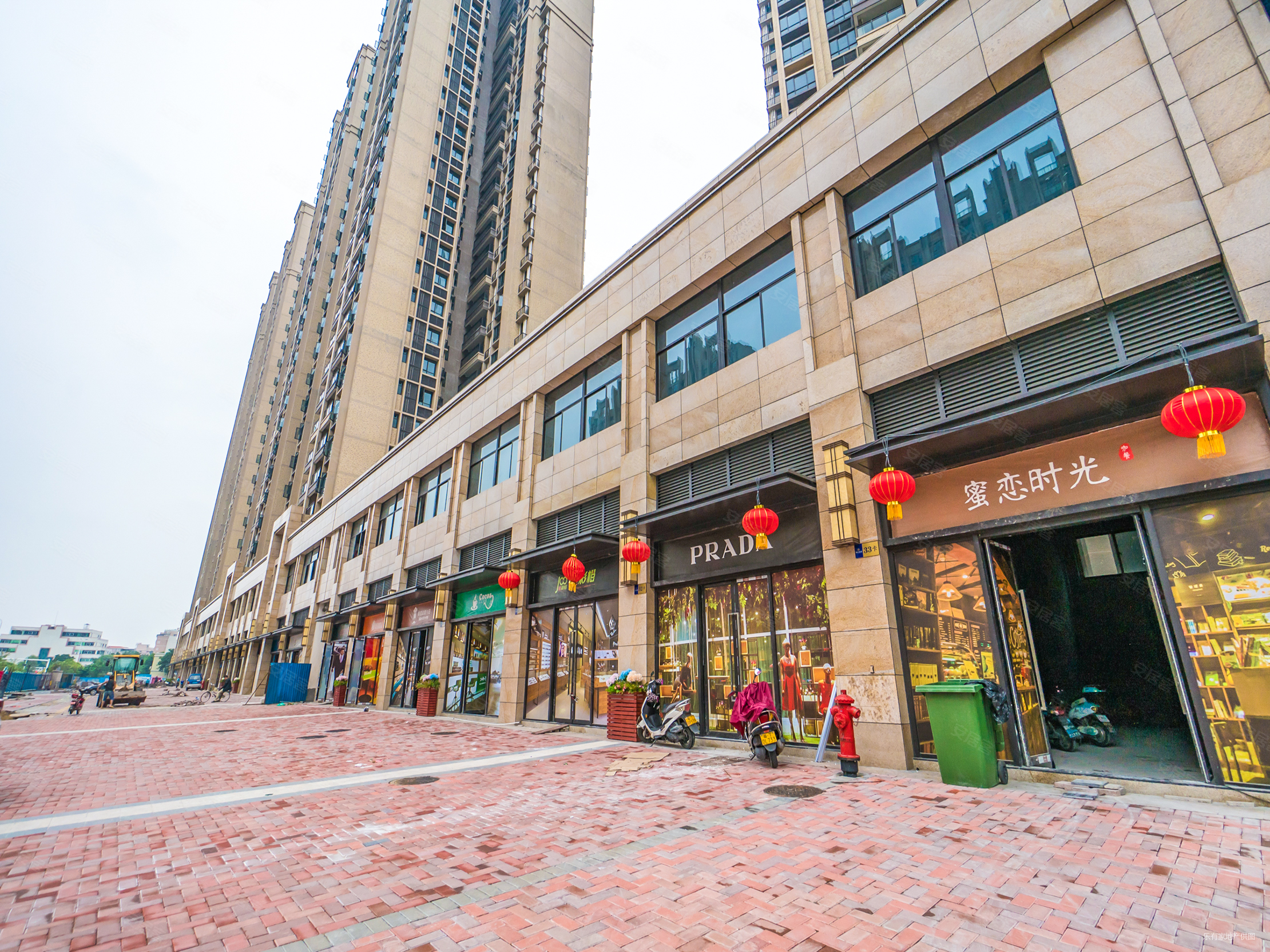 富元港景峰3室2厅2卫110.94㎡南北150万