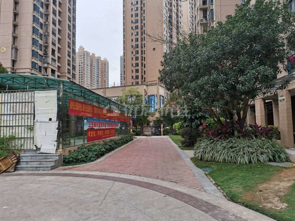 南宁兴宁望州岭时代茗城价格可议 真图实价 时代茗城 电梯中层 海翔苑