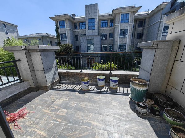 徐州邳州福州路凤凰墅(一期)凤凰墅一期多层二楼电梯洋房,带两个大