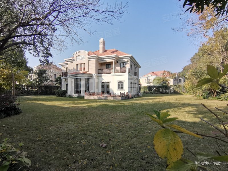 绿地香奈(别墅)5室3厅4卫182.75㎡南269.72万