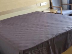 莱芜莱城信誉楼能押一付一，凤城高中，信誉楼近！颐高公寓，拎包入住出租房源真实图片