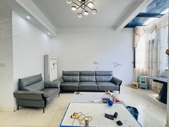 佛山顺德顺德碧桂园全新装修联排别墅保养好停车方便出租房源真实图片