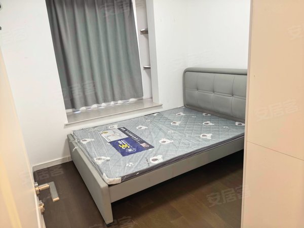 徐州鼓楼九龙湖新城玖珑湖急租新城玖珑湖电梯房 精装修 家具家电齐全 包物业随时看出租房源真实图片