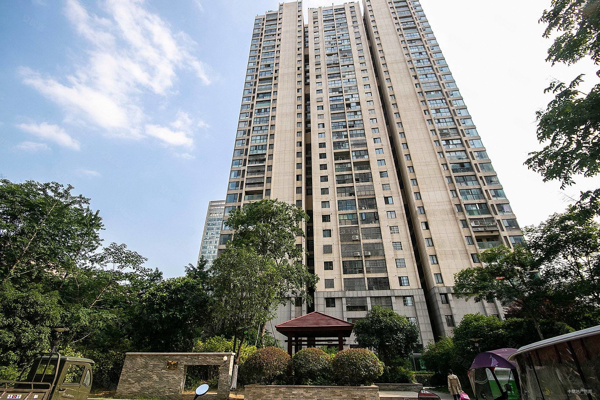 宝业东城广场一环旁次新电梯3房小区自带商业双地铁口