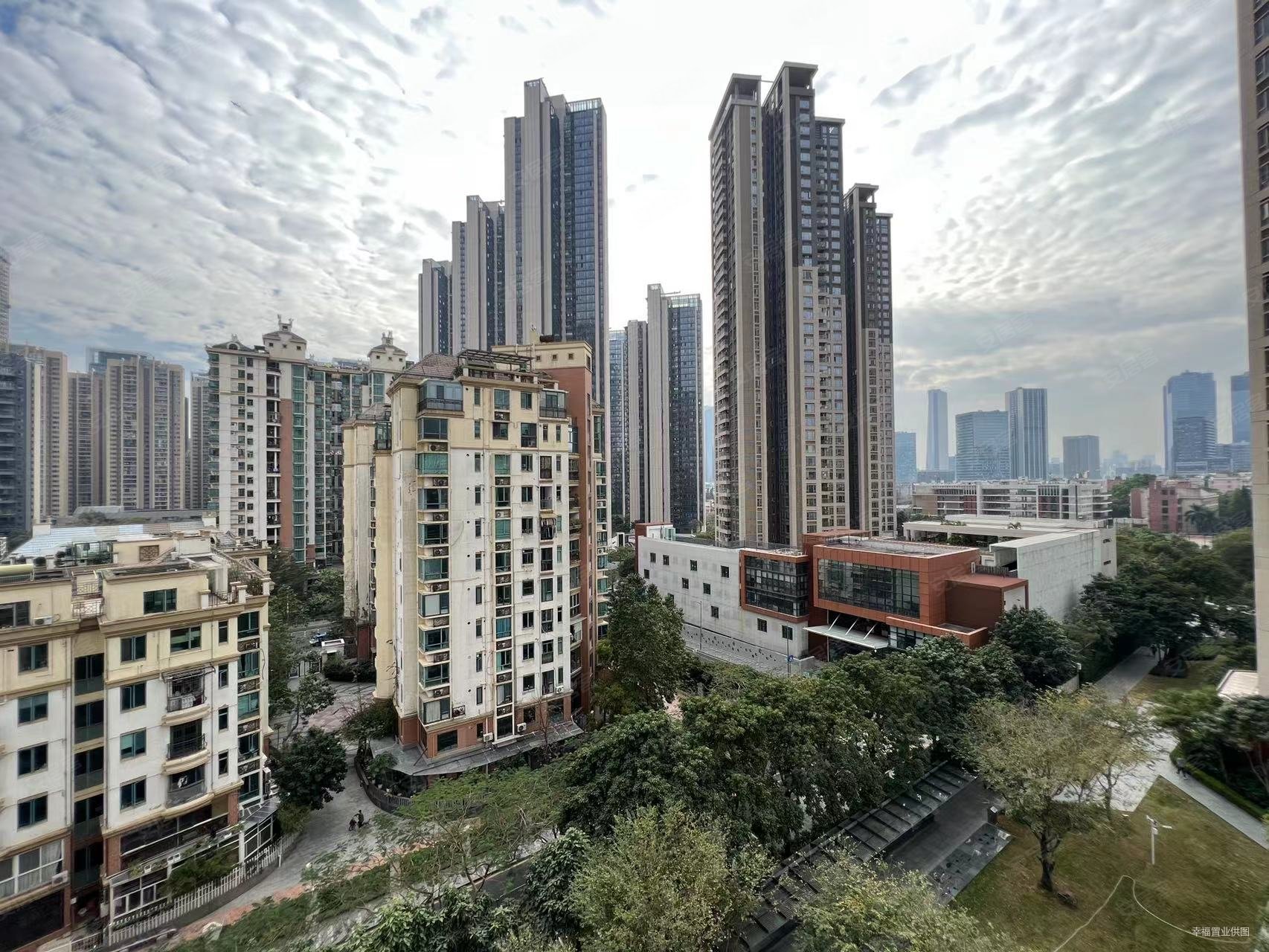 华润城万象天地润府一期3房2厅2卫精装