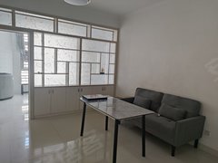 泗阳众兴大润发出租亿阳国际,精装两室,家电齐全拎包入住,1150月有钥匙出租房源真实图片