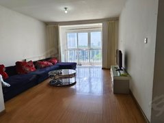 临沂兰山蒙山大道银凤花园电梯房 客厅通阳台家具家电齐全,拎包入住包你一眼看出租房源真实图片