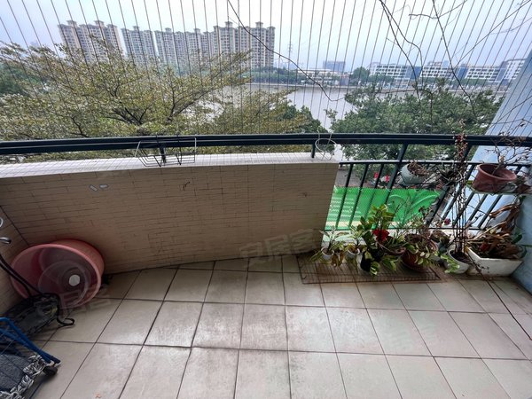 广州番禺大石丽水湾丽水湾 精装三房 望江 家私家电齐全 拎包入住 有