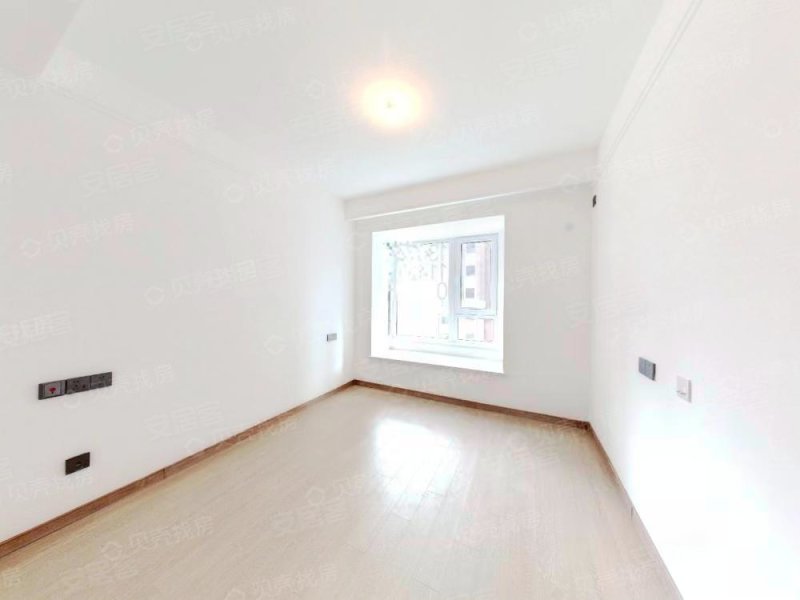 有电梯 精装修 临地铁 交通便利 南北通透 商品房,大连金地城二手房