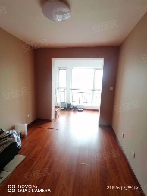 急售 单价9600 钥匙在手 顶层带阁楼 无大税 诚心出售,天洲视界城二手