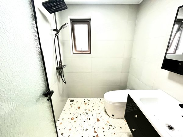 乐山市中万达广场万达华府日付！月付！季付！年付！养宠物的！来看就是！超级诚心出租！出租房源真实图片