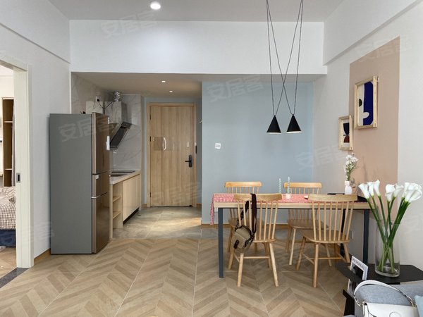 金华武义县武义城东佳源商业广场佳源广场附近，精装两室一厅，有电梯，免费网络，拎包入住出租房源真实图片