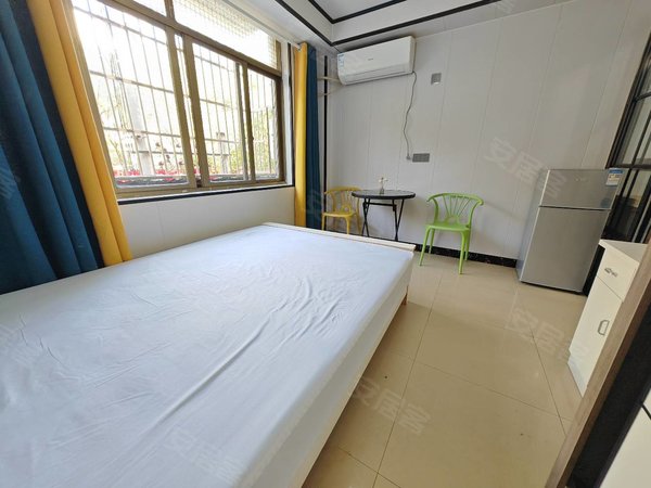 金华东阳东阳市中心东街99号小区东街 十字街 吴宁第一小学附近 精装修 拎包入住 押一付一出租房源真实图片