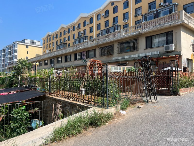 大连海洋大学旁边豪华装修二楼带家电家具近大黑石海边