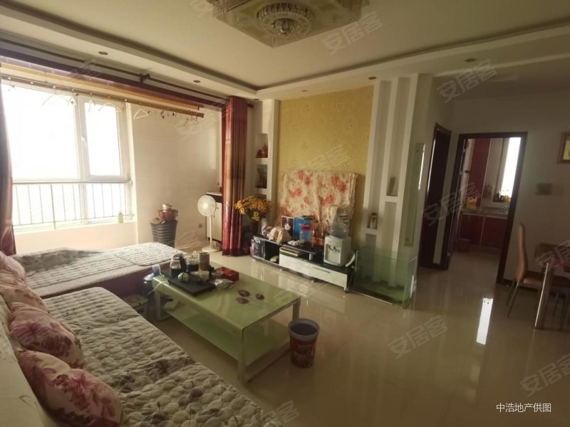 高铁站康馨家园111平三室两卫精装仅售698万