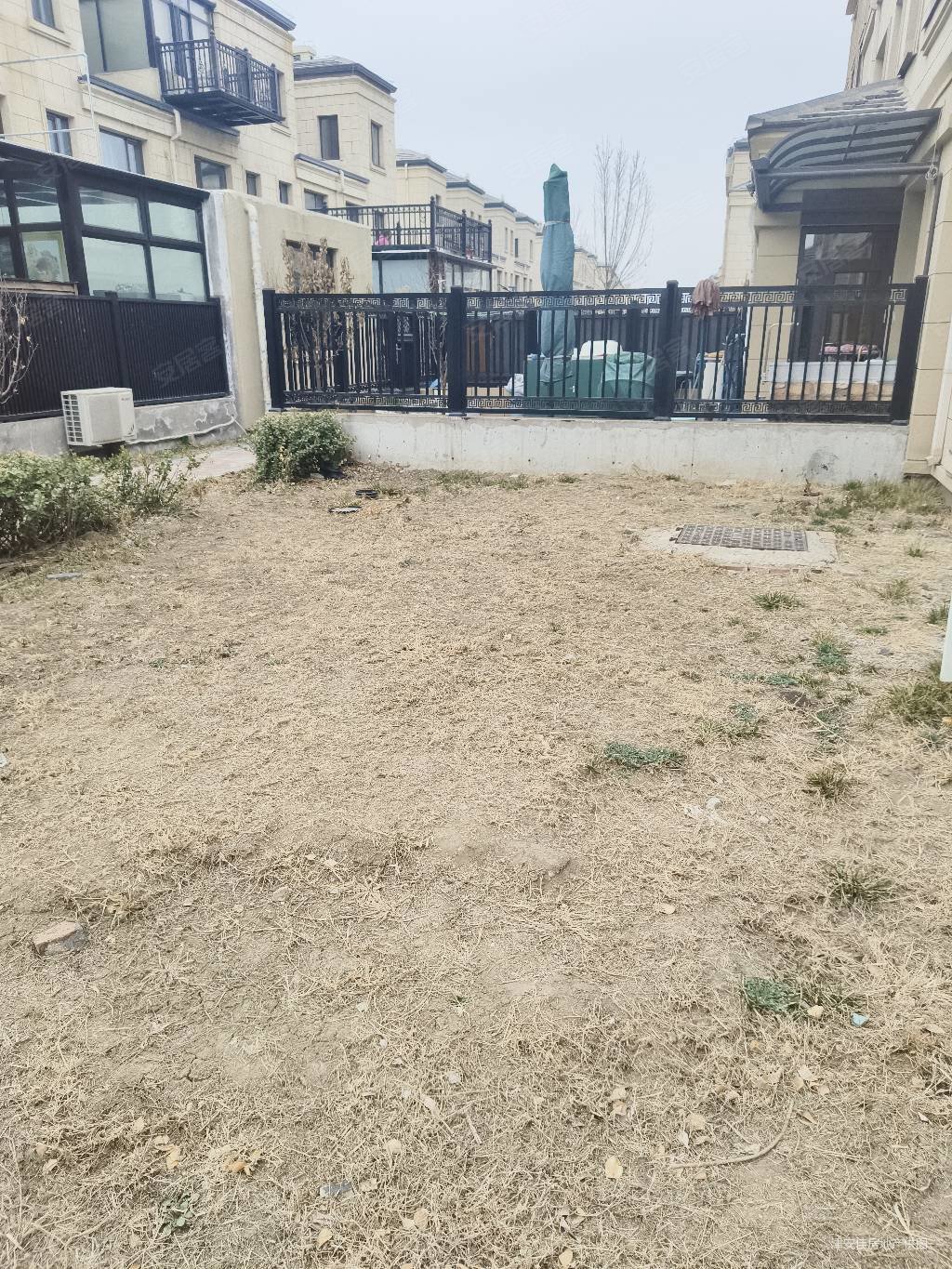 天津房产网>天津二手房>静海二手房>团泊镇二手房>绿地海域香颂(别墅)
