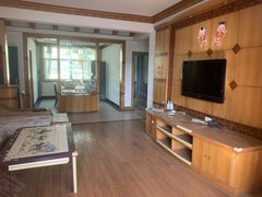 孝感孝南中心城区大润发对面 宇济城中城 4室 精装 跃层复式 南北通透出租房源真实图片