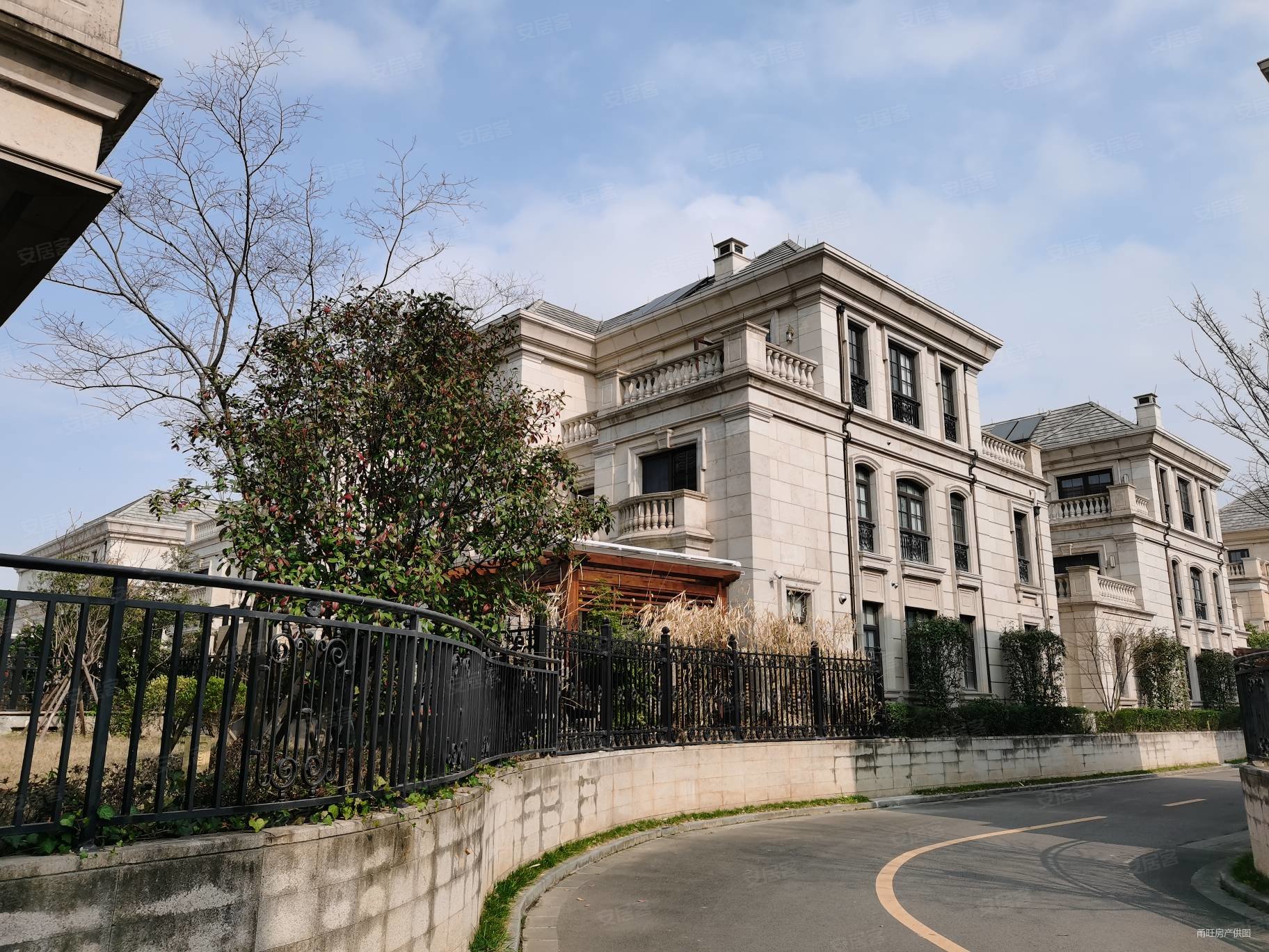 房东诚售 看房方便,檀宫二手房,2200万,5室2厅,4卫,334平米-宁波安居