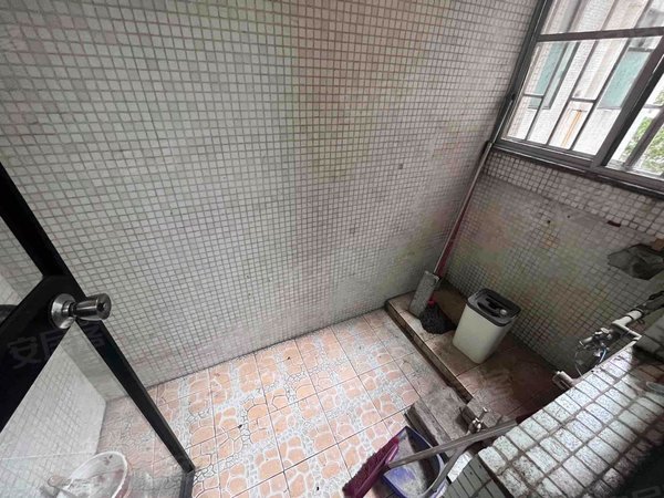 广州番禺南浦丽江花园康城居丽江花园康城居 3室2厅2卫  电梯房 精