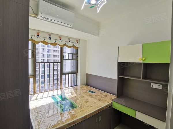 深圳坪山坑梓亚迪三村急租 坑梓 外国语 比亚迪 聚龙山 两房 亚迪三村