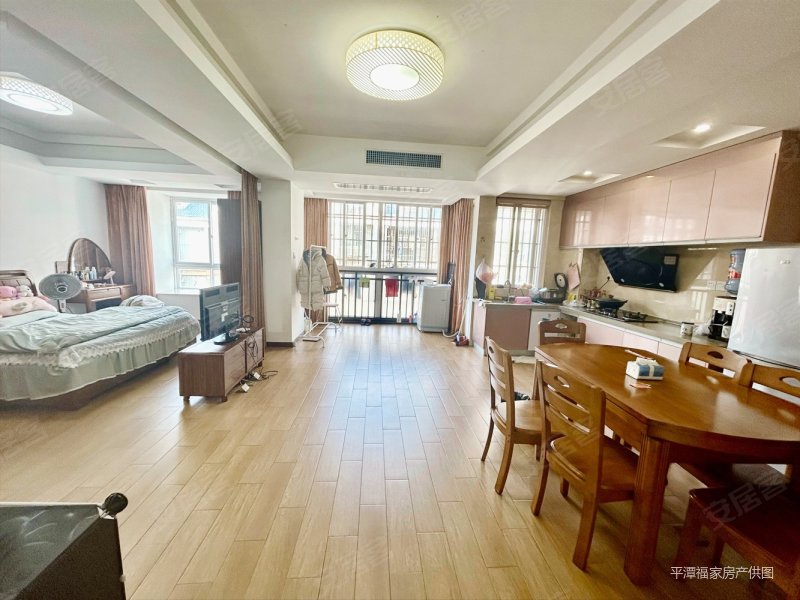 冠城丽都单身公寓1室1厅中央空调可拎包入住