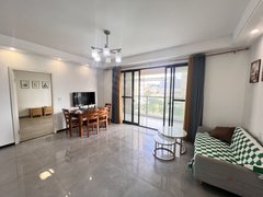 温岭温岭市区锦江中心广鑫名苑两室一厅卧室都很大 朝南有阳台 燃气厨房密码钥匙出租房源真实图片