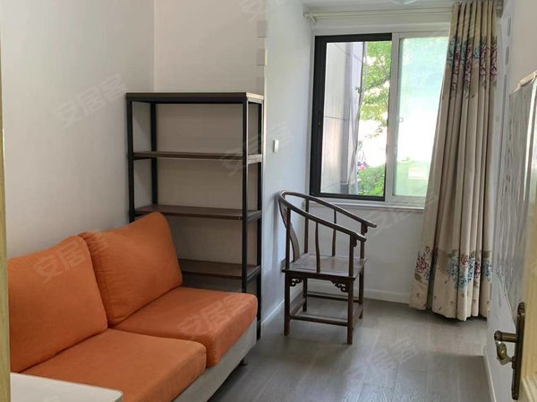 【多图】中海玺园,曲江公园租房,中海玺园一楼带大院子 三室 设施齐全