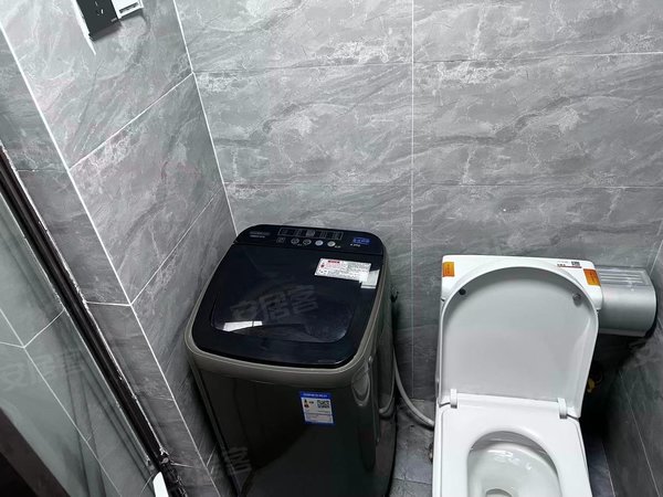 昆明西山白马西坝新村650号院房东直租,整租公寓单间,无中介,包物业