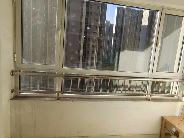 【多图】唐城小区,唐冶租房,无物业费水费停车费低价一室一厅一卫的