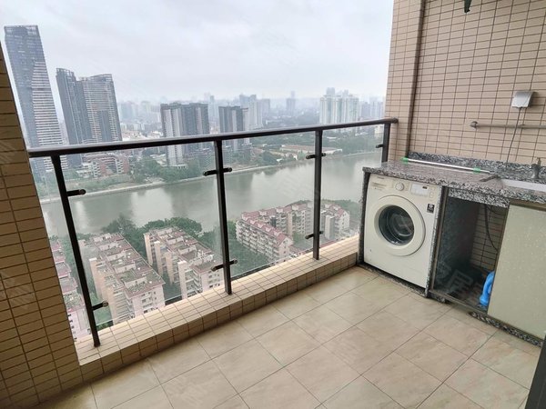 广州荔湾桥中金湾明珠金湾明珠 珠岛花园 高层两房 可短租 无仲介费