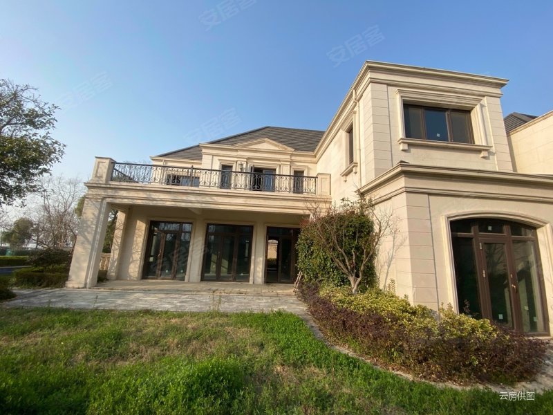 昆山市绿城玫瑰园别墅401平1850万5室2厅5卫