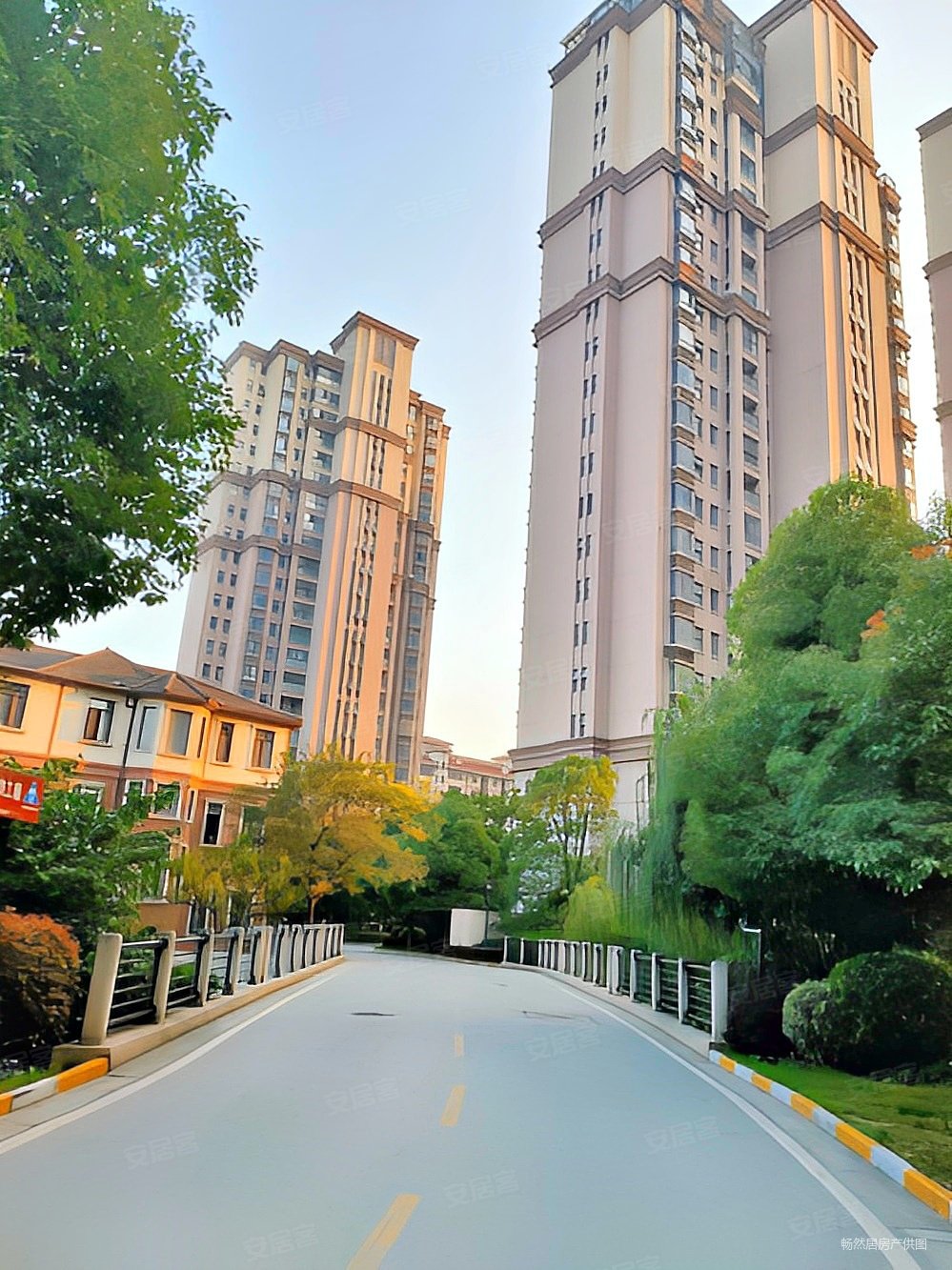 洛城水韵园2室2厅1卫101.86㎡南115万