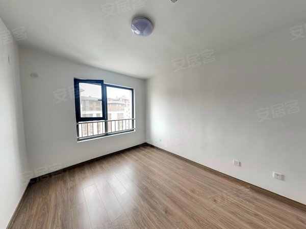 济南历下东关明湖壹品苑明湖壹品苑 3室1厅1卫 电梯房 121平出租房源