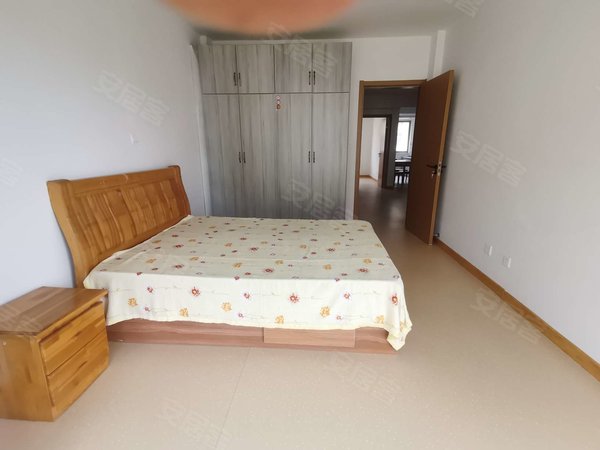 威海环翠寨子东山家园房源采光好,南北通透,业主诚意出出租房源真实