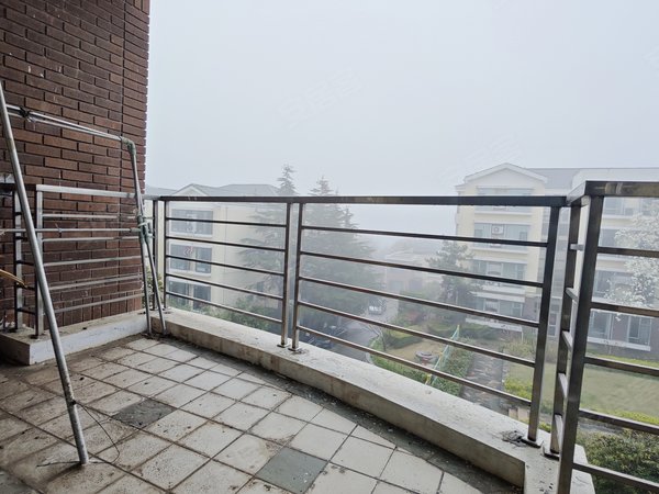 【多图】银都景园,浮山前租房,新上花园电梯洋房 精装大三居 家电齐全