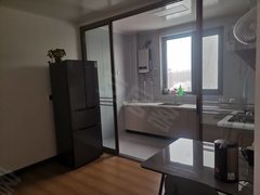 榆林榆阳阳光广场高新悦府隔断65平米两室,天然气做饭,年租2.7万,看房方便出租房源真实图片