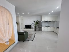 鞍山铁东二一九中央公馆 两室两卫两厨房 电梯7楼 拎包入住出租房源真实图片