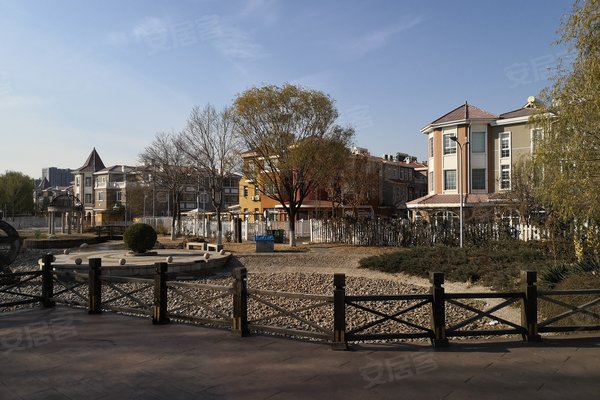 加州水郡(东区别墅)