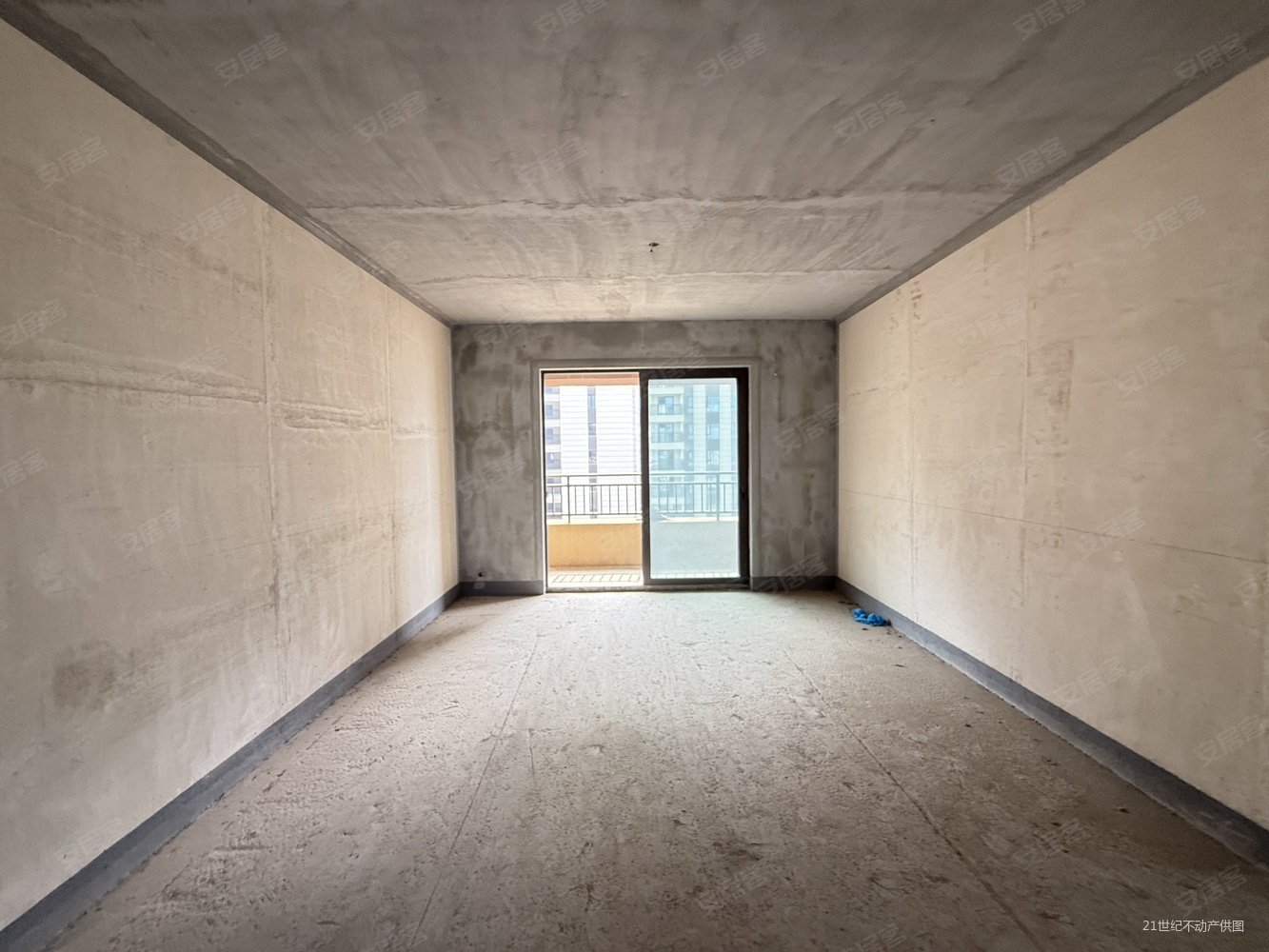 碧桂园磁湖半岛3室2厅2卫125㎡南北58万