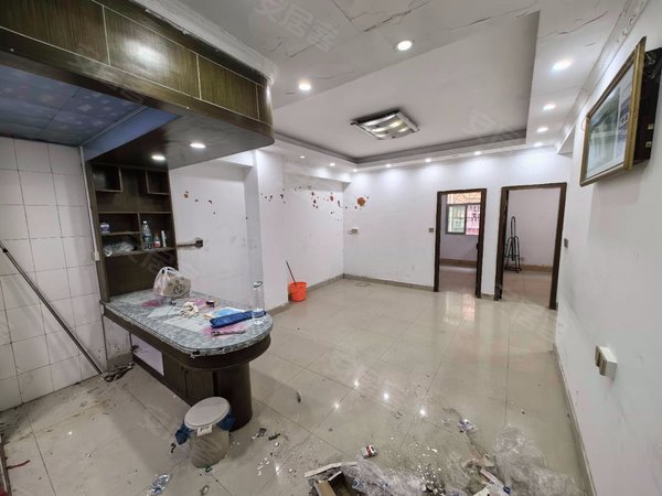 深圳龙华龙华区政府锦鲤一村锦鲤一村 大三房 近观澜二中 银星 二小