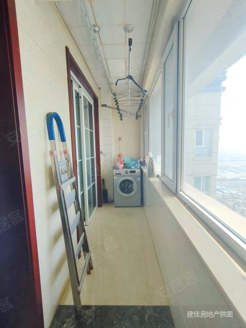 馨悦小镇南北通透2居精装修电梯高层东北二环旁全款