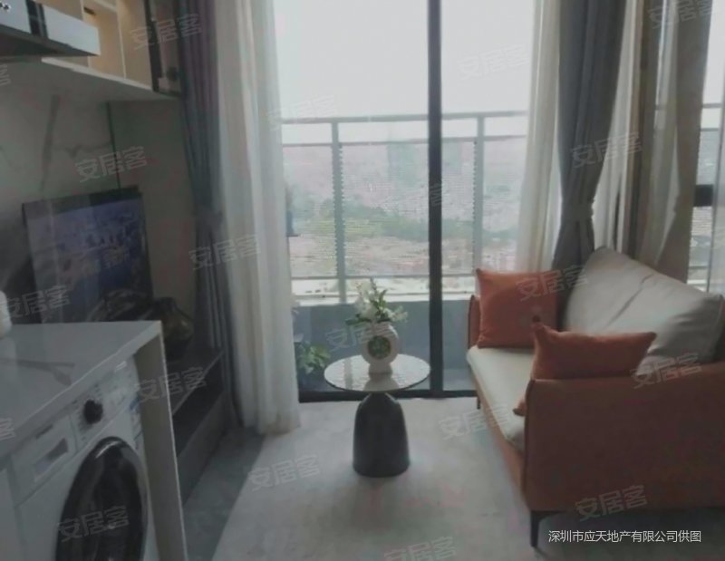 保利达小行星新出两居室 有证    正南向 采光充足 无记录